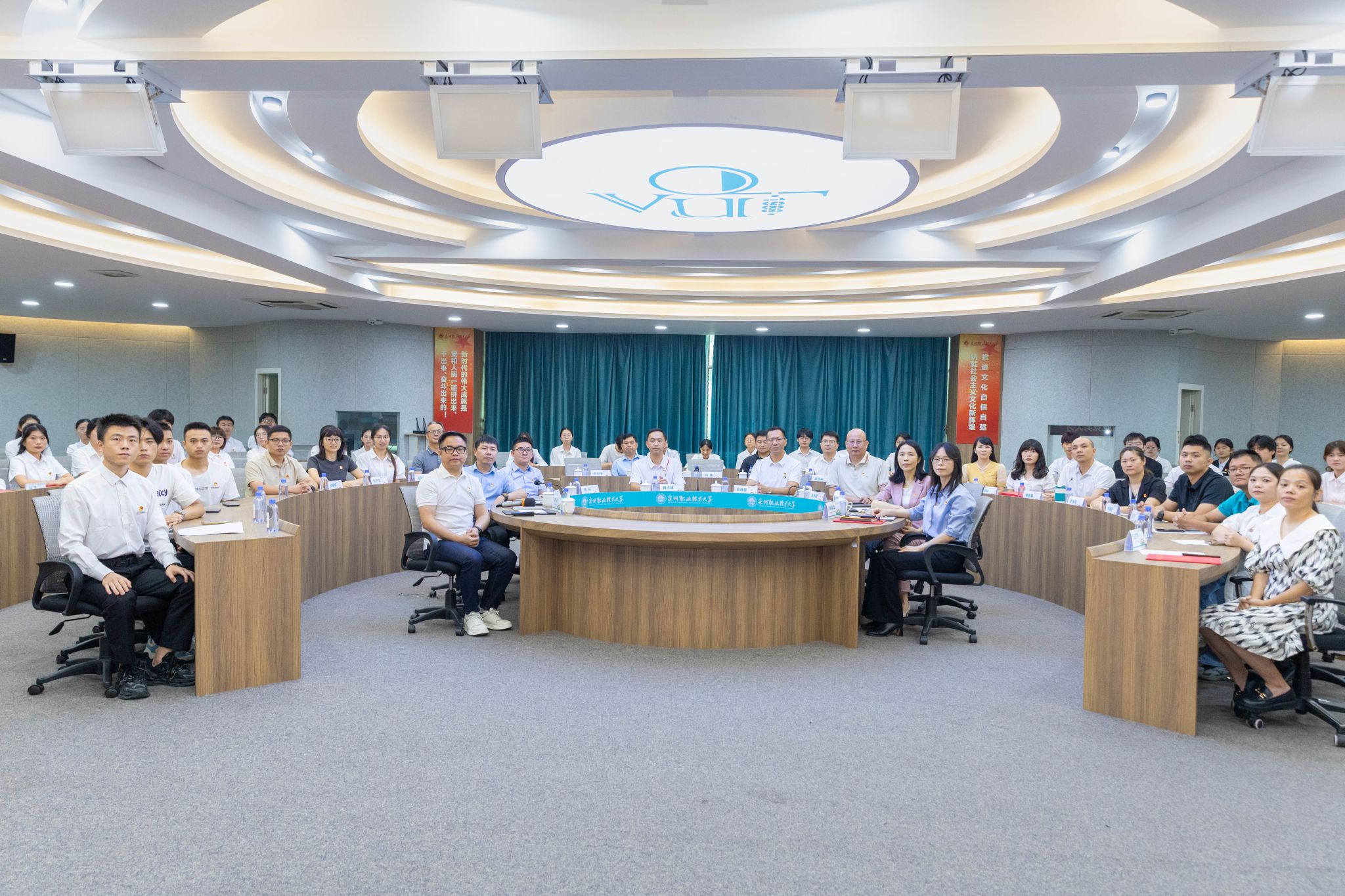 晋江市民营企业党务人才“星火班”结业仪式在泉大举行